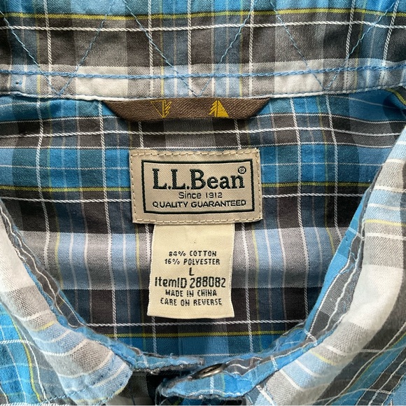 LL Bean Snap Front Roll Tab Outdoor Shirt 
# 288082
Men’s Large 
Blue Grey Plaid - Picture 8 of 8